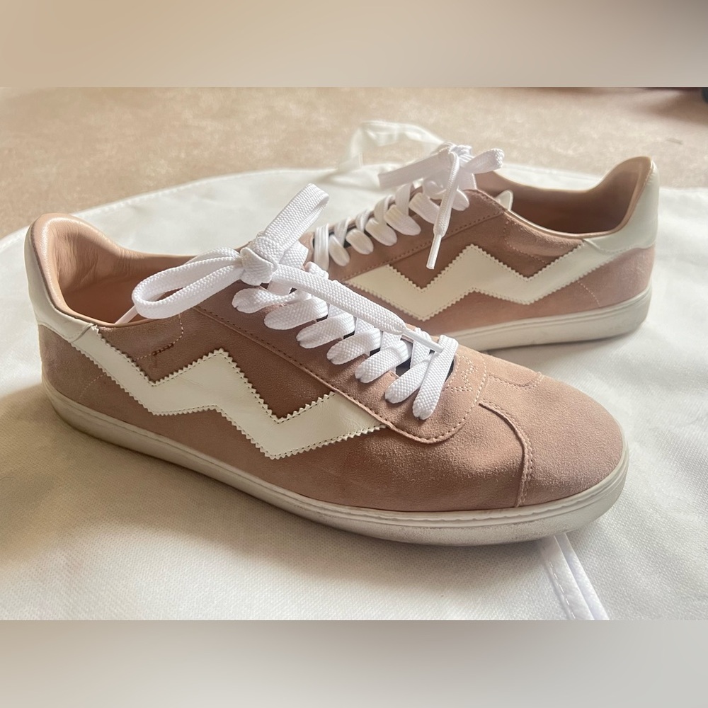 Stuart weitzman Daryl sneaker in Dolce Suede